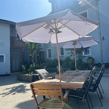 Ferienwohnung Antike Wohnmoeglichkeit Kurz Und Langfristig 100Qm Erdgeschoss Lauchhammer Exterior foto