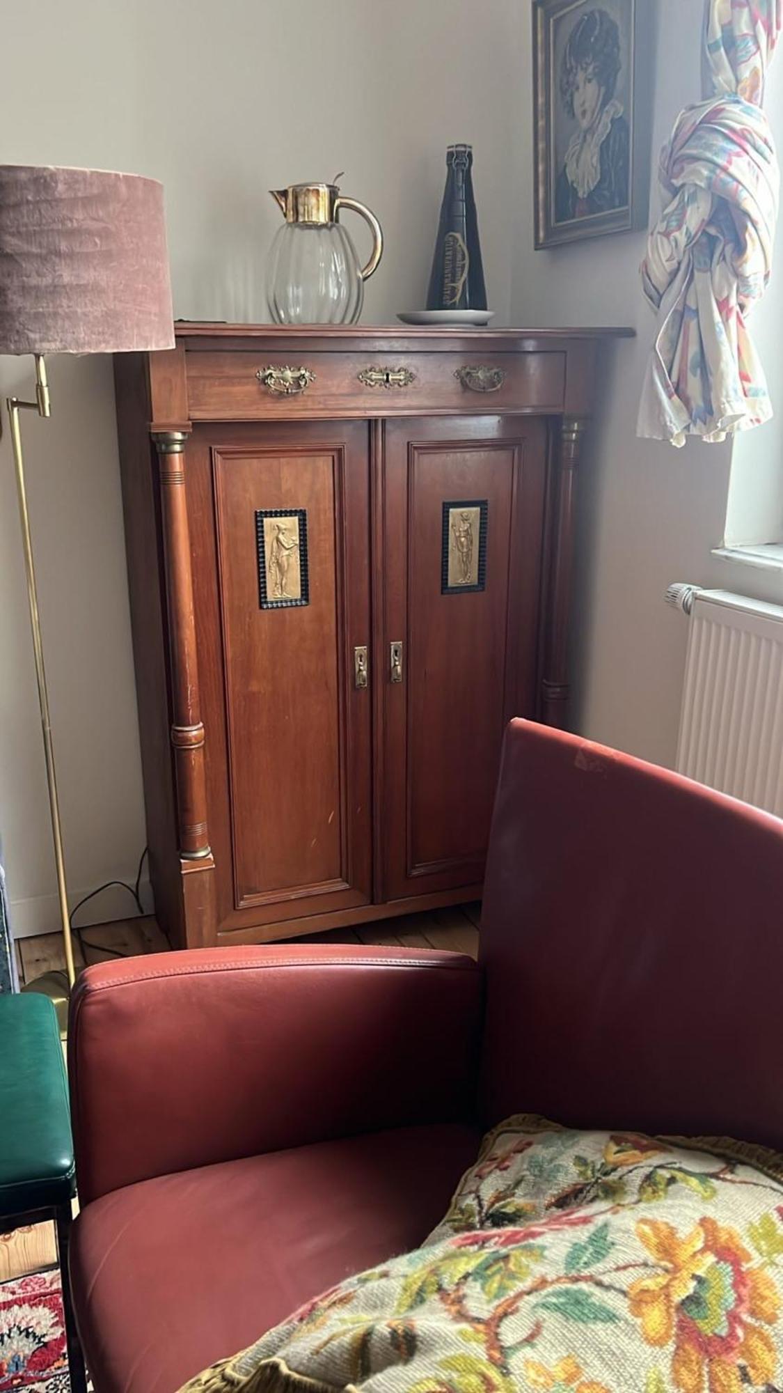 Antike Wohnmoeglichkeit Kurz Und Langfristig 100qm Erdgeschoss Apartment